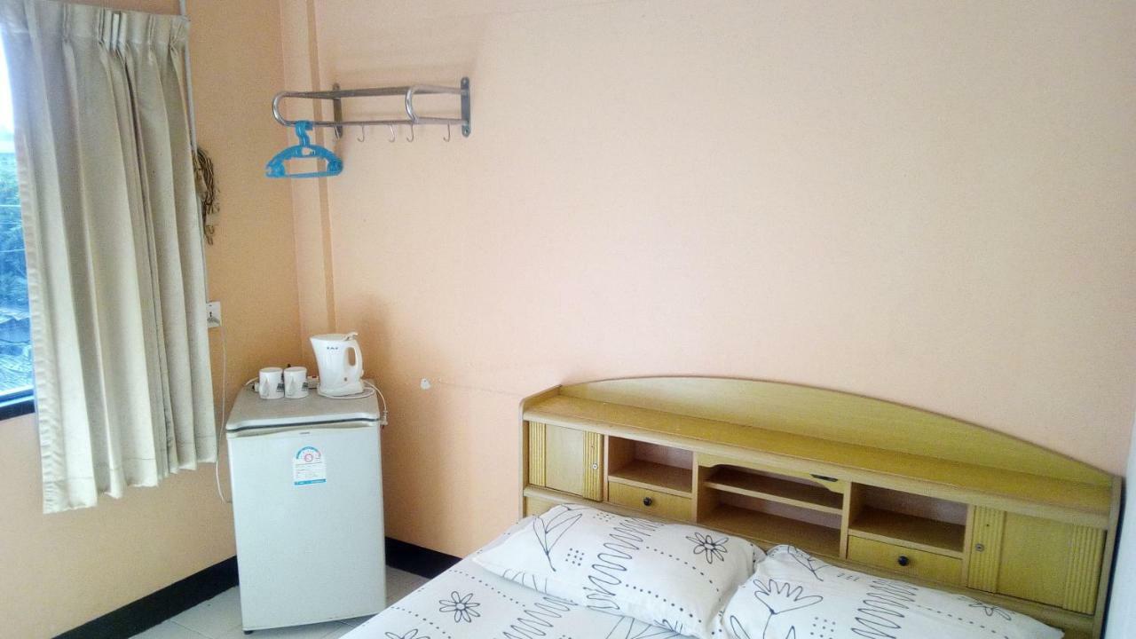 M & A Guesthouse هوا هين المظهر الخارجي الصورة